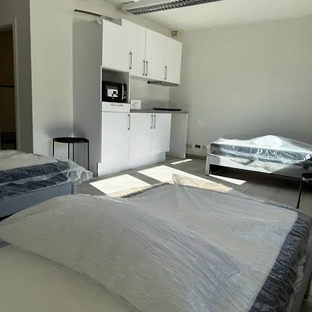 Studio Apartments Karlsbad アパート